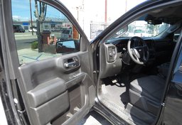 2019 Chevrolet Silverado 1500 - Image 19