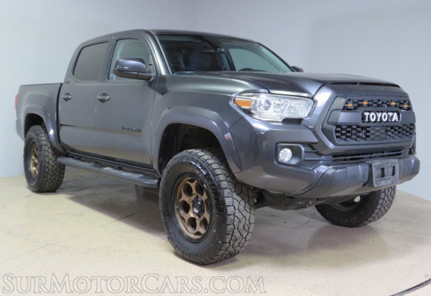 2020 Toyota Tacoma - Image 3