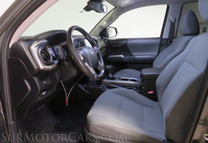 2020 Toyota Tacoma - Image 20