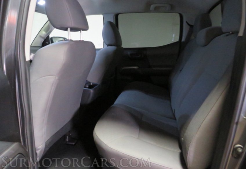 2020 Toyota Tacoma - Image 24