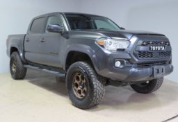 2020 Toyota Tacoma - Image 3