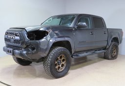 2020 Toyota Tacoma - Image 4