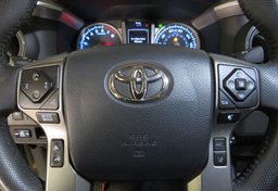 2020 Toyota Tacoma - Image 31