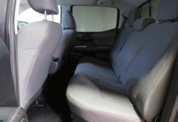 2020 Toyota Tacoma - Image 30