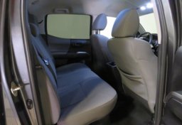 2020 Toyota Tacoma - Image 29