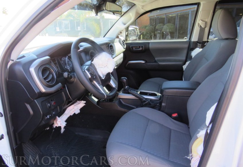 2021 Toyota Tacoma - Image 24