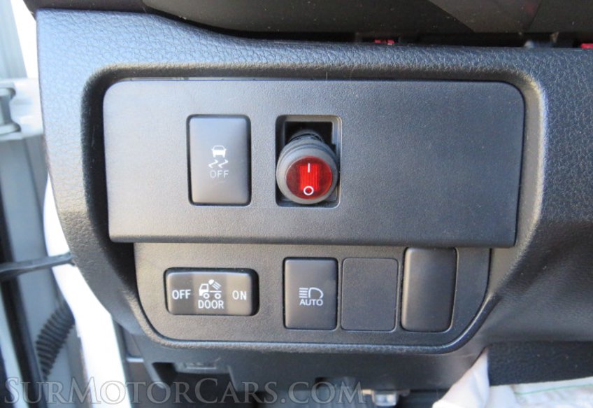 2021 Toyota Tacoma - Image 35