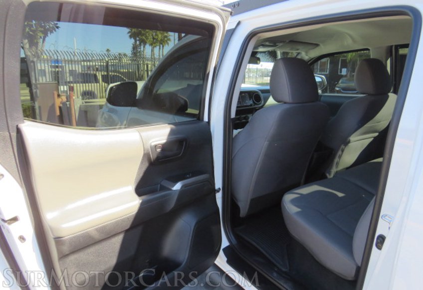 2021 Toyota Tacoma - Image 20