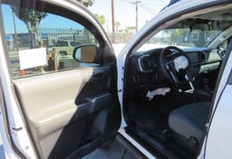 2021 Toyota Tacoma - Image 18