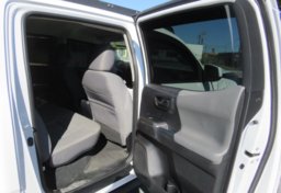 2021 Toyota Tacoma - Image 21