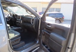 2020 GMC Sierra 1500 - Image 24