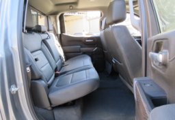 2020 GMC Sierra 1500 - Image 32