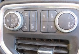 2020 GMC Sierra 1500 - Image 43