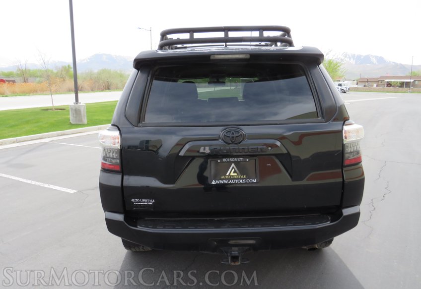 2017 Toyota 4Runner - Image 14