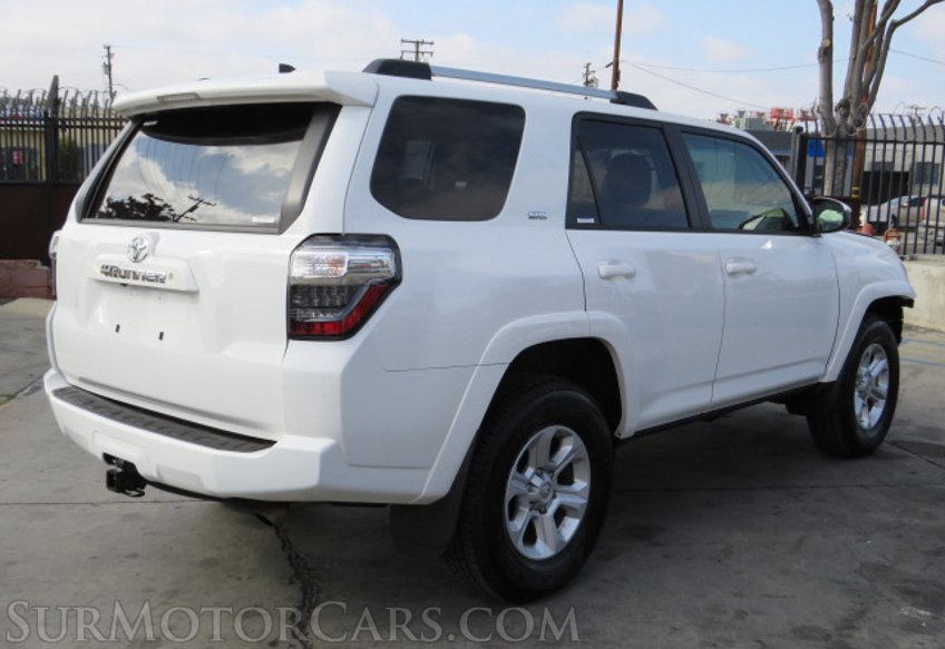 2021 Toyota 4Runner - Image 8