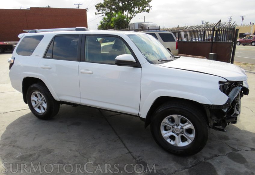 2021 Toyota 4Runner - Image 2