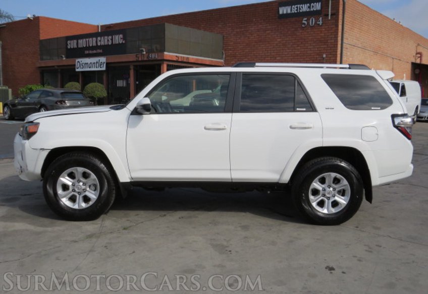 2021 Toyota 4Runner - Image 11