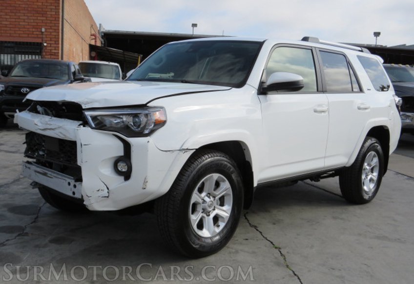 2021 Toyota 4Runner - Image 3