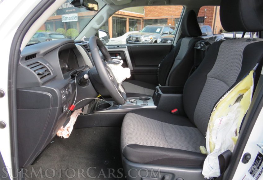 2021 Toyota 4Runner - Image 25