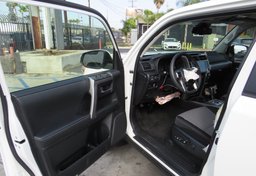 2021 Toyota 4Runner - Image 21