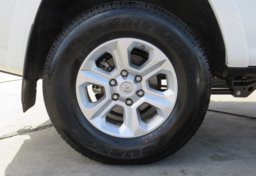 2021 Toyota 4Runner - Image 16