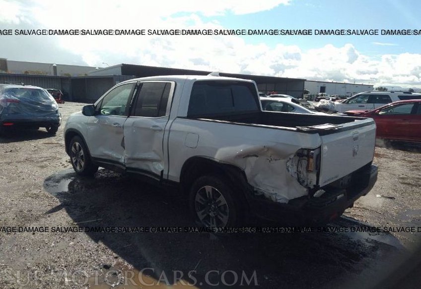 2019 Honda Ridgeline - Image 4