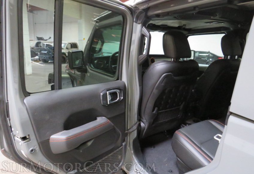 2021 Jeep Gladiator - Image 31