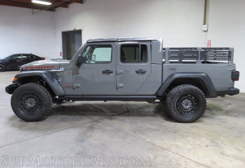 2021 Jeep Gladiator - Image 11