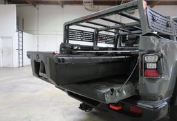 2021 Jeep Gladiator - Image 23