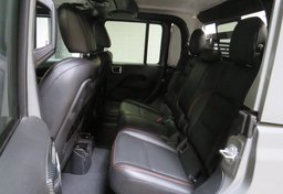 2021 Jeep Gladiator - Image 37