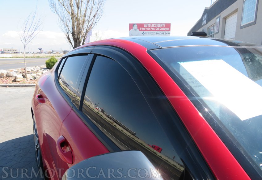 2019 Kia Stinger - Image 13