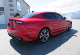 2019 Kia Stinger - Image 8