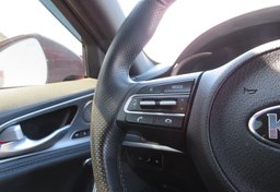 2019 Kia Stinger - Image 35