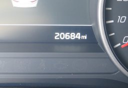 2019 Kia Stinger - Image 37