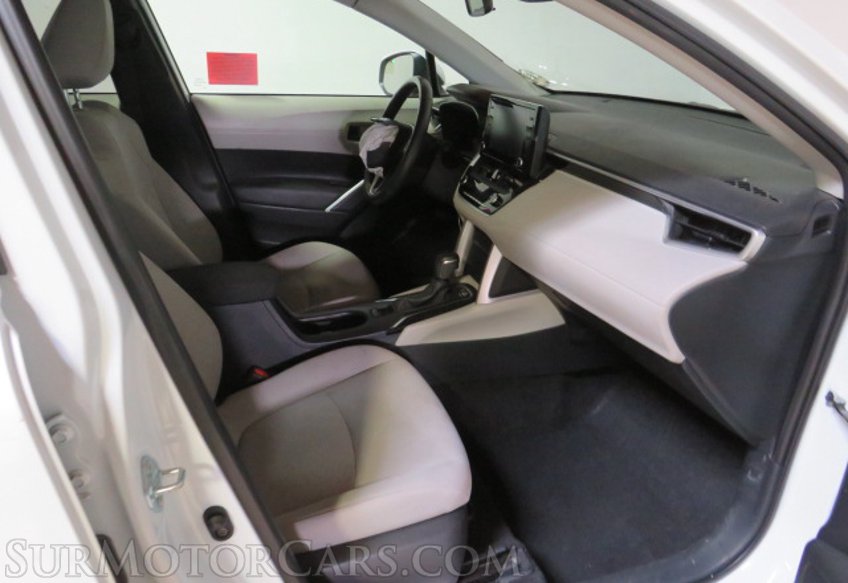 2022 Toyota Corolla Cross - Image 30