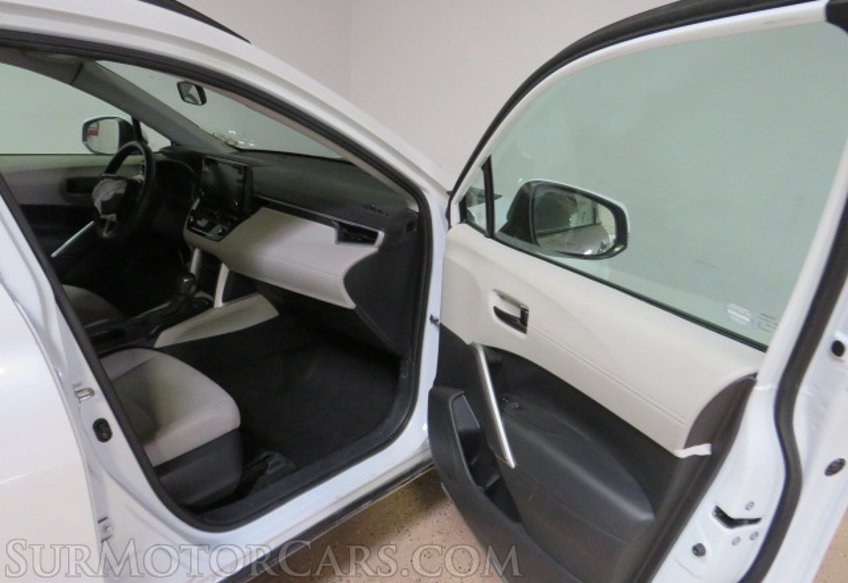 2022 Toyota Corolla Cross - Image 22