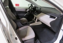 2022 Toyota Corolla Cross - Image 30