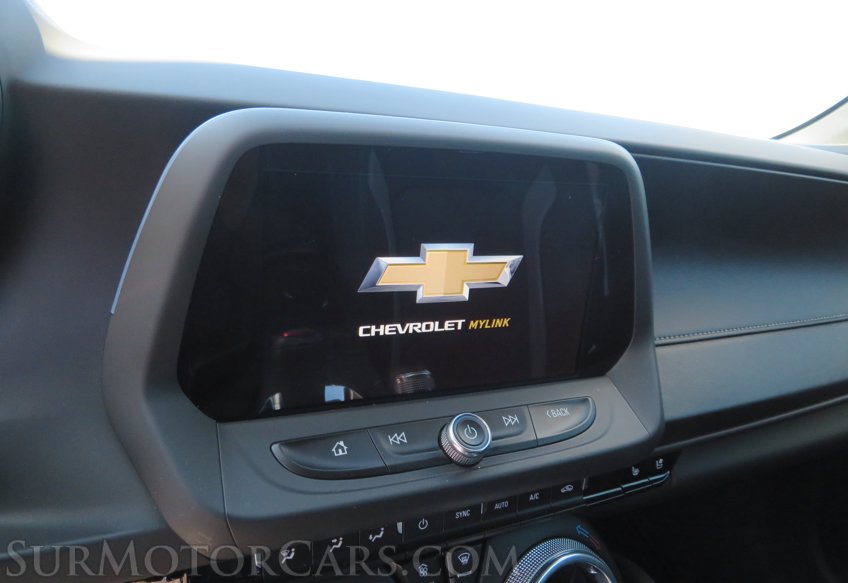 2017 Chevrolet Camaro - Image 33