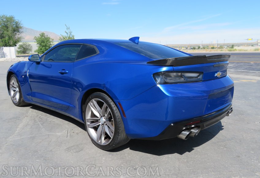 2017 Chevrolet Camaro - Image 8