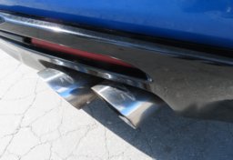 2017 Chevrolet Camaro - Image 19