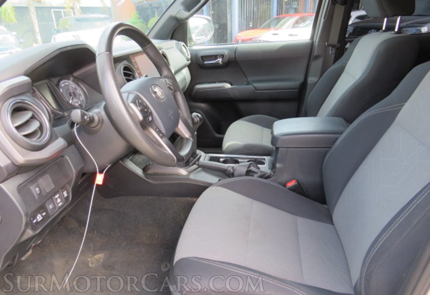 2020 Toyota Tacoma 4WD - Image 25