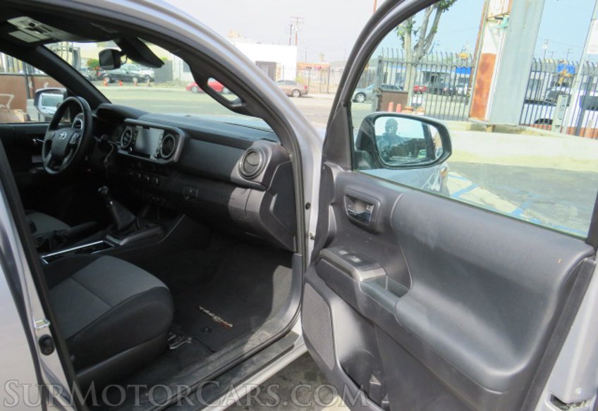 2020 Toyota Tacoma 4WD - Image 20