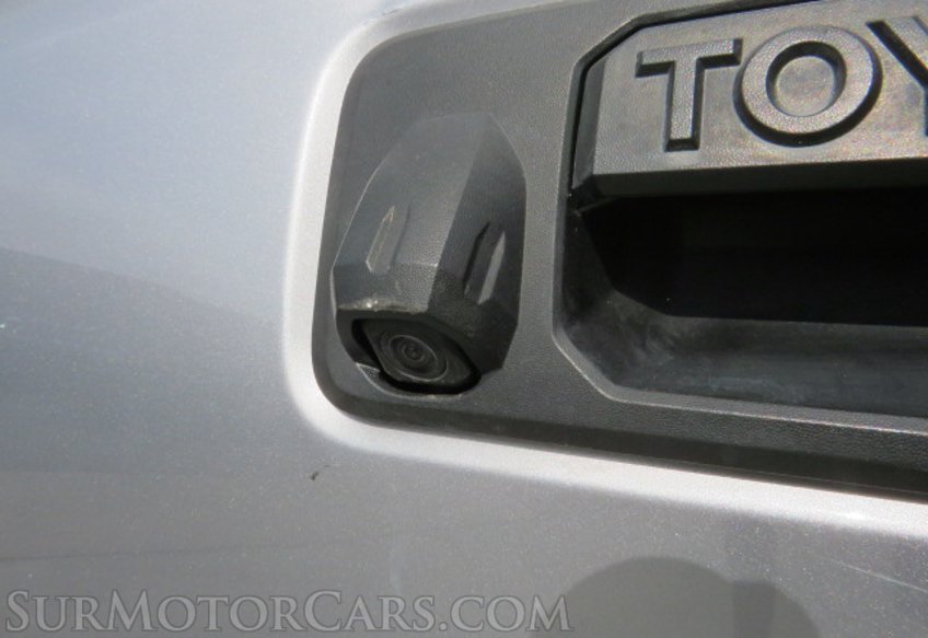 2020 Toyota Tacoma 4WD - Image 16