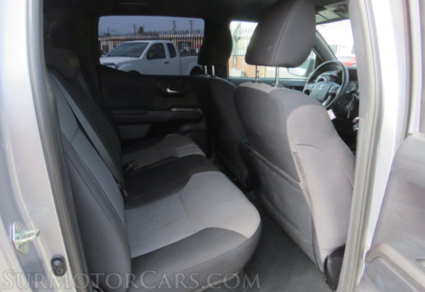 2020 Toyota Tacoma 4WD - Image 28