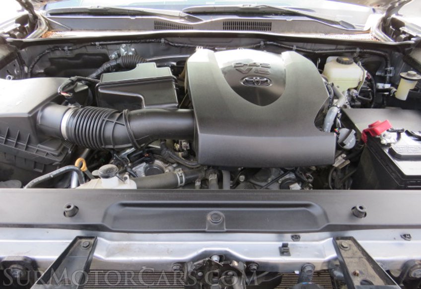 2020 Toyota Tacoma 4WD - Image 49