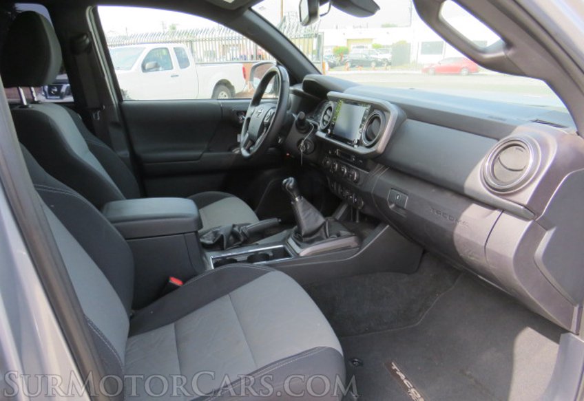 2020 Toyota Tacoma 4WD - Image 24