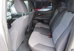 2020 Toyota Tacoma 4WD - Image 27