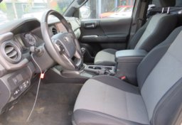 2020 Toyota Tacoma 4WD - Image 25