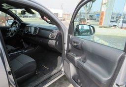 2020 Toyota Tacoma 4WD - Image 20