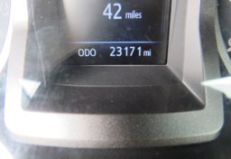 2020 Toyota Tacoma 4WD - Image 31